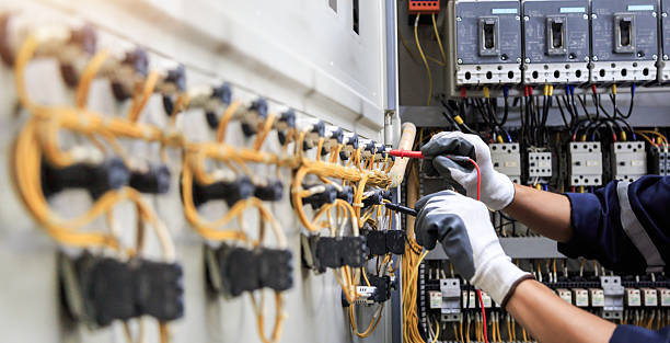 Professional Electrician technician working in Foley, AL